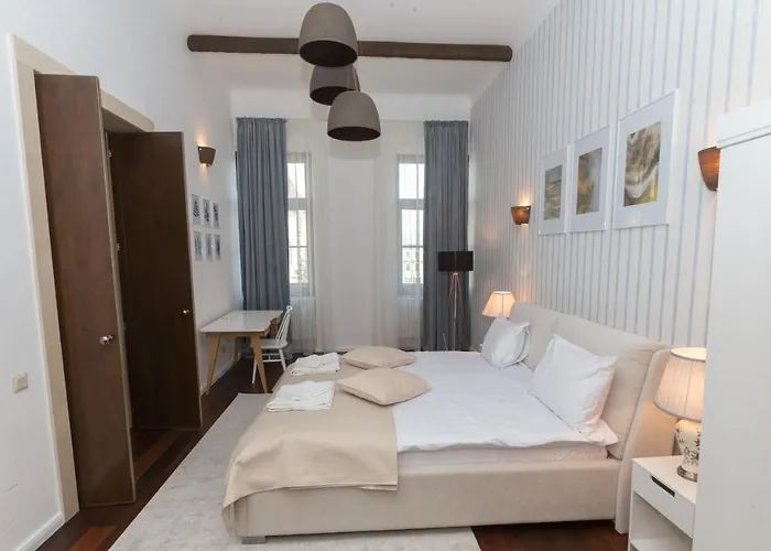 Lux Unirii * Клуж-Напока